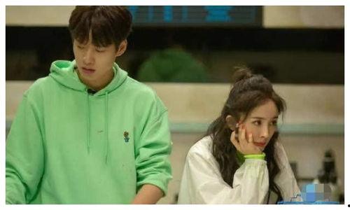 路人爆料魏大勋视频完整版,路人视角下的真实瞬间  第3张